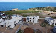 NO-289, Kuzey Kıbrıs Bahçeli'de dağ ve deniz manzaralı denize sıfır villa (3 oda, 2 banyo)