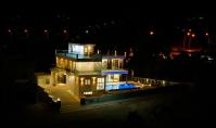 NO-478, Kuzey Kıbrıs Edremit'te Deniz Manzaralı Geniş 750 m² Satılık Villa