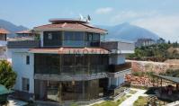 AL-1316, Alanya Oba'da Dağ Manzaralı Ferah Yaşam Alanı Sunan Satılık Villa