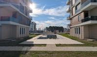 AN-2065, Antalya Aksu'da Balkonlu Yüzme Havuzlu 105 m² Daire