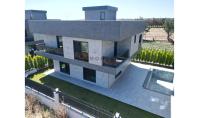 IS-4549-1, Istanbul Silivri'de Geniş Ferah Yaşam Alanı Sunan 430 m² Satılık Villa