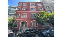 IS-4667, Beyoğlu Lüksü – Merkezde Deniz Manzaralı, Klimalı ve Şehir Ruhunu Yansıtan Daire