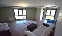 IS-4705, Istanbul Gaziosmanpaşa'da Ferah Yaşam Alanı Sunan Balkonlu 125 m² Daire