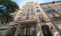 IS-4736, Istanbul Beyoğlu'nda Deniz Manzaralı Ferah Yaşam Alanı Sunan 130 m² Daire