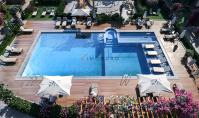 NO-823-2, Lapta, Kuzey Kıbrıs’ta Deniz Manzaralı, Teraslı ve Dağ Panoramaya Sahip Özel Gayrimenkul