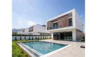 NO-836, Kuzey Kıbrıs Çatalköy'de Dağ Manzaralı Geniş Villa