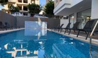 AL-1754, Alanya Merkez’de 45 m²’lik mobilyalı 1+1 daire – Plaja 250 m uzaklıkta, Tüm Olanaklar Mevcut, 2022 Yılında İnşa Edildi