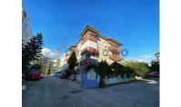 AL-1744, Alanya’nın merkezinde, denize sadece 300 m uzaklıkta, havuzlu, 70 m²’lik mobilyalı 1+1 daire