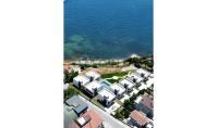 IS-5483, İstanbul Silivri’de Deniz Manzaralı ve Balkonlu Lüks 4 Katlı Deniz Kenarı Villa