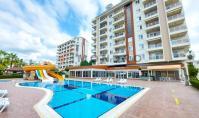 AL-1886, 2. katta, balkonlu, mobilyalı 1+1 daire (60 m²); açık ve kapalı havuzlar, Türk hamamı ve spor salonu mevcut; denize 900 m uzaklıkta – Avsallar
