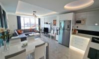 AL-2051, Kompleks İçinde Su Kaydırağı, Su Parkı ve Kapalı Yüzme Havuzu – İki Balkonlu, Mobilyalı 135 m²’lik 3+1 Daire, Oba