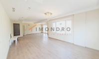 AL-2065, Dağ ve Şehir Manzaralı Teraslı Daire – Mobilyasız, 250 m², 4+1, Vatandaşlık Hakkı Sağlayan, Oba