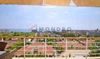 AL-2178, Yamaçtan uzanan muhteşem deniz manzarası – 110 m²’lik, iki banyolu, hamamlı, saunalı ve havuzlu, mobilyalı 2+1 daire, Konaklı