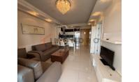 AL-2382, Aquapark Resort Yaşamı: Mahmutlar’da, 10. katta, bowling, sinema ve hamam olanaklarına sahip, 70 m²’lik mobilyalı 1+1 daire